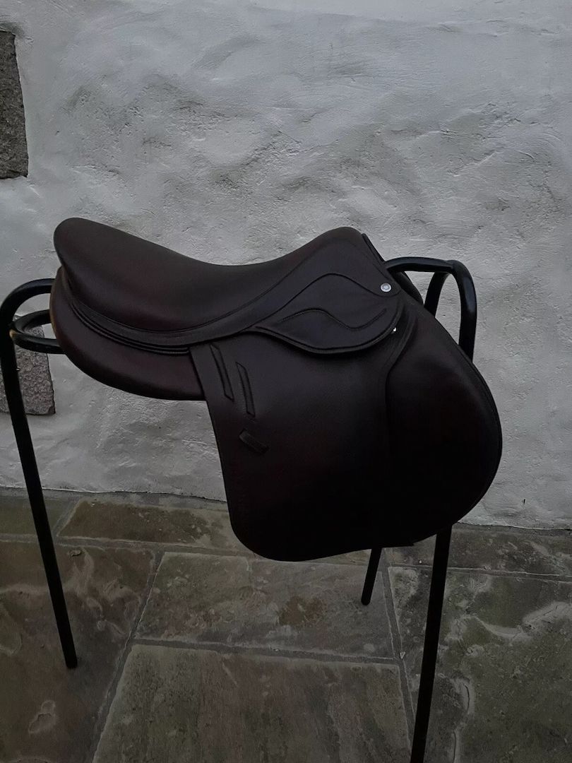 Devoucoux 17,5"" brauner Biarritz Labor-Springsattel