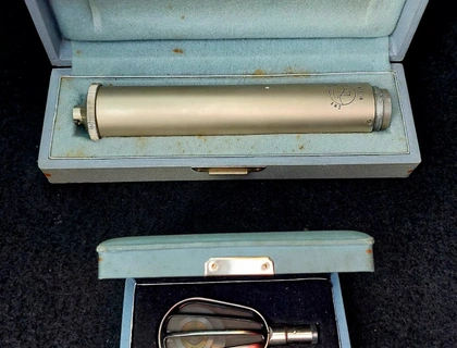 Altes Mikrofon Telefunken CM/51 N und CMV 51/3 im Etui