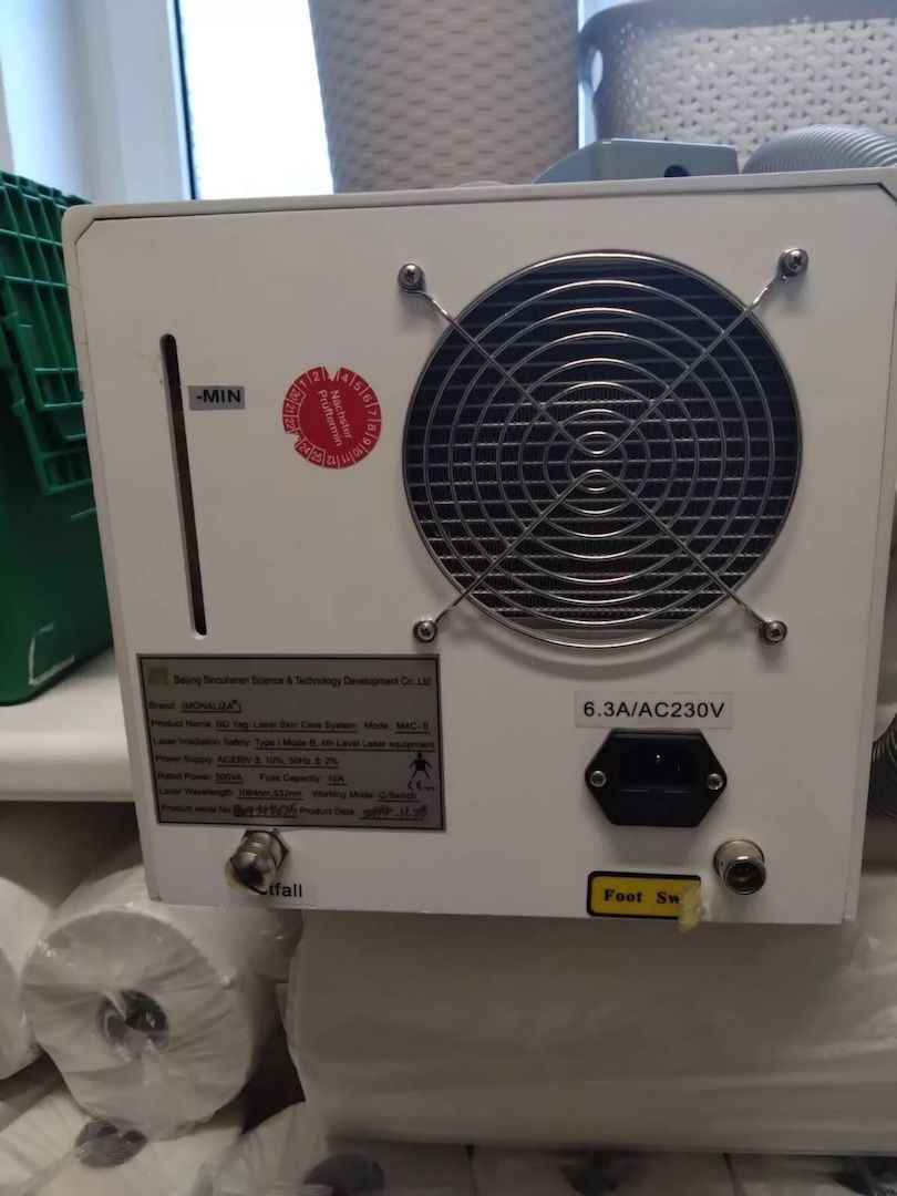 Tatooentfernunglaser Tatoolaser Monaliza Laser Skin care System M4C 2