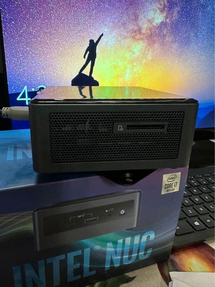Intel NUC i7 10th Gen mini PC 16GB RAM 250GB SSD