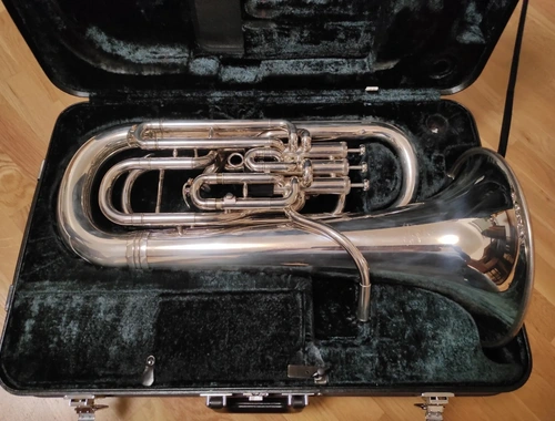 B Euphonium Yamaha Neo 642S