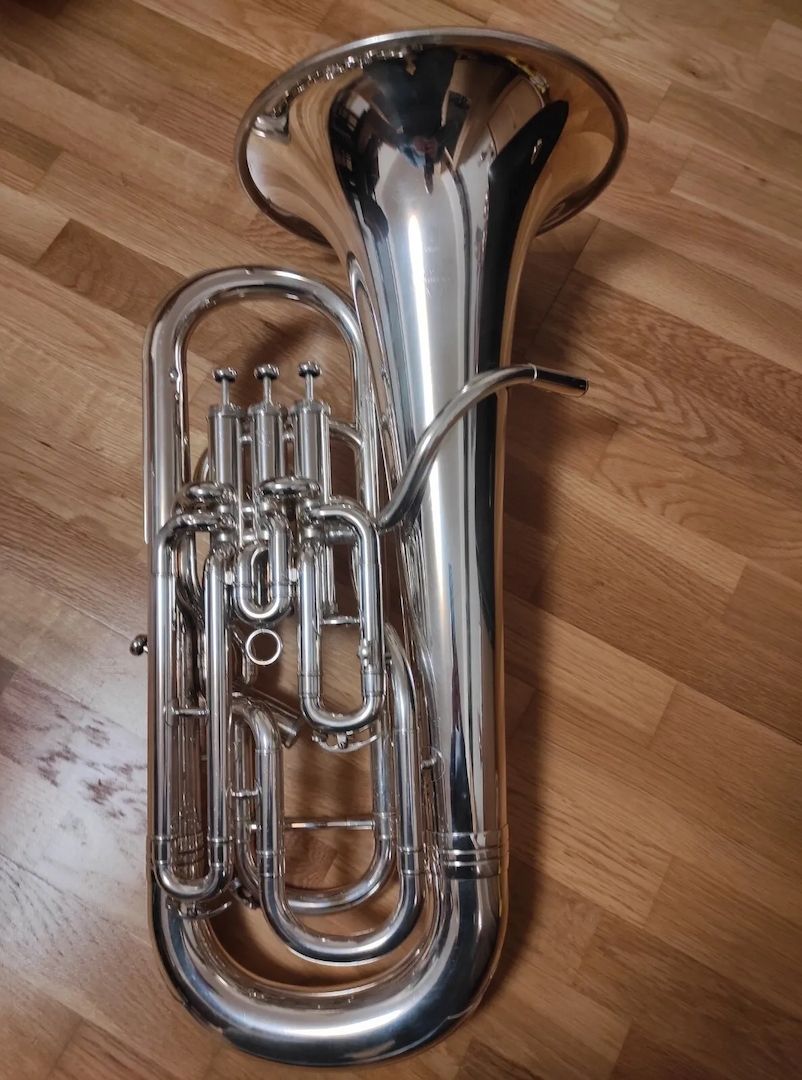 B Euphonium Yamaha Neo 642S