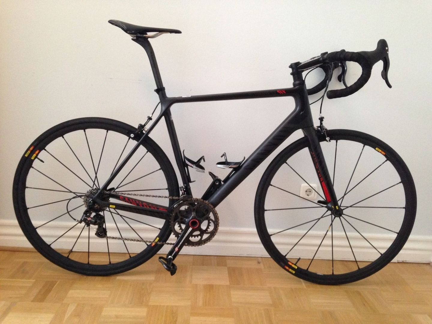 Canyon ULTIMATE CF SLX 9.0 LTD