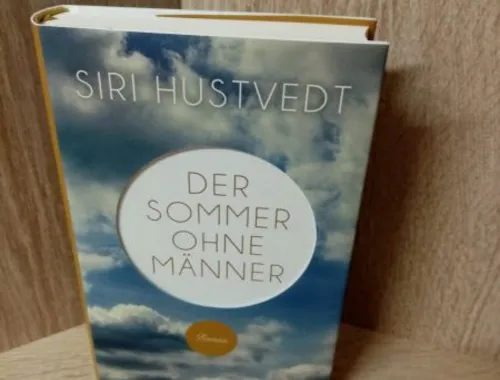 Hustvedt, Siri-Der Sommer ohne Männer