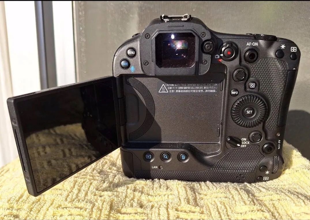 Canon Digital Camera + Objektiv