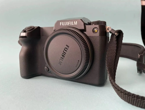 Fuji GFX 100s Kamera  fast neu