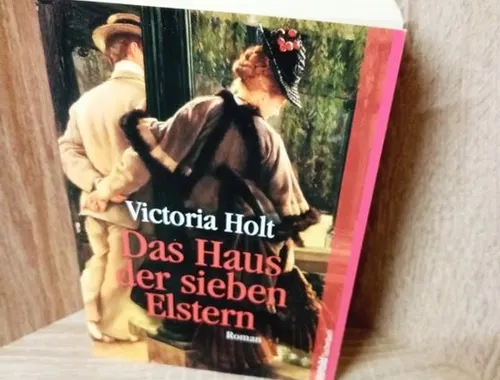 Holt, Victoria-Das Haus der sieben Elstern