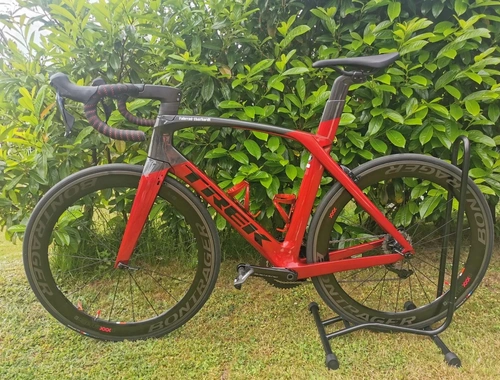 Trek Madone SLR Gen 6 (Aero)