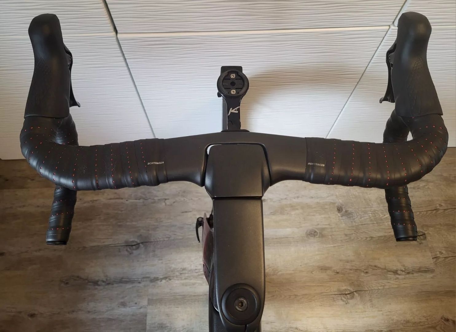 Trek Madone SLR Gen 6 (Aero)