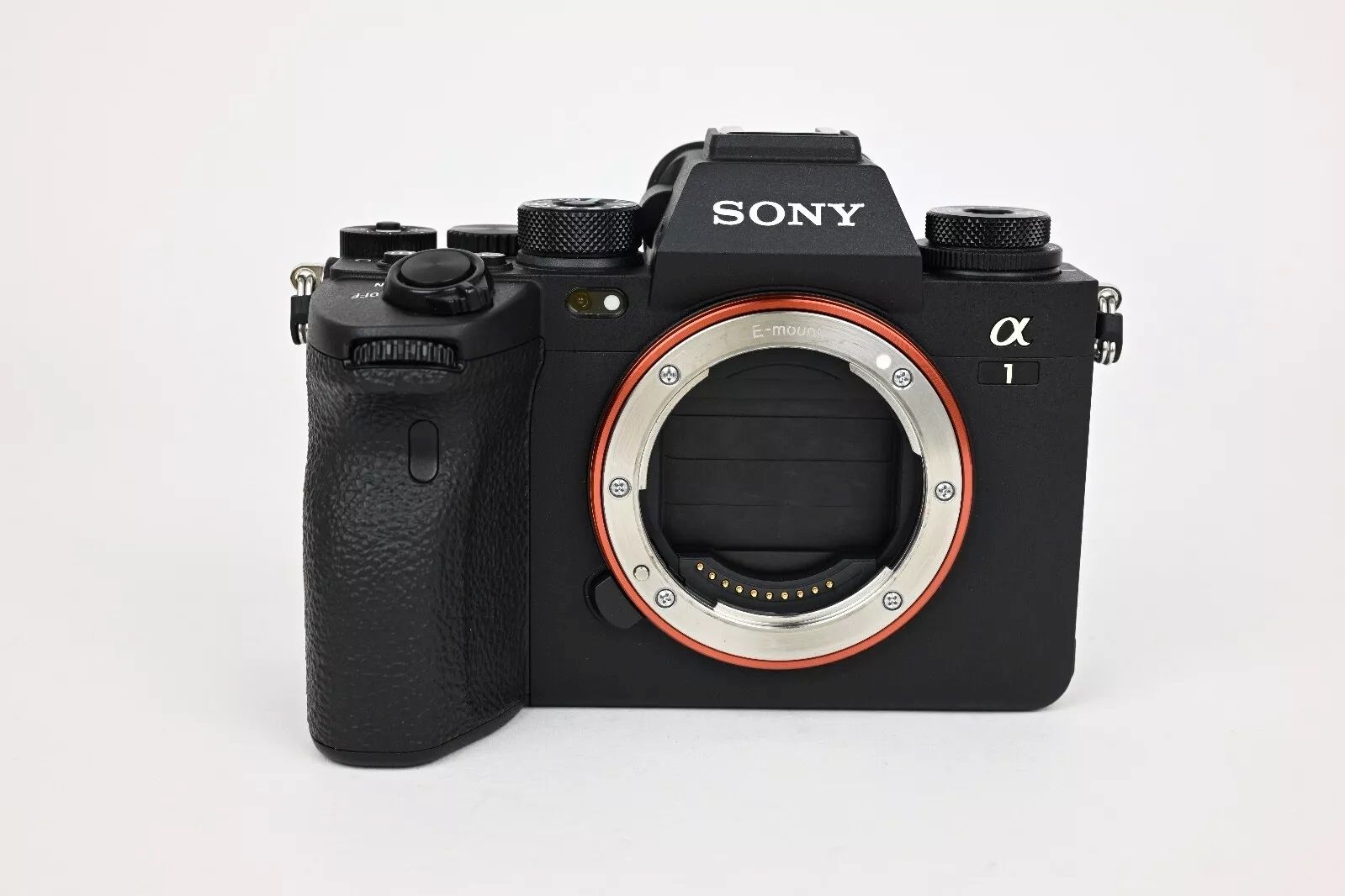 Sony Alpha 1 A1 50MP DSLM ILCE-1 nur ca. 2600 Auslösungen 04/22 OVP