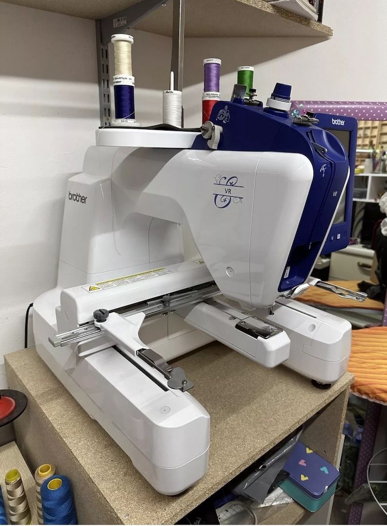 Stickmaschine brother VR