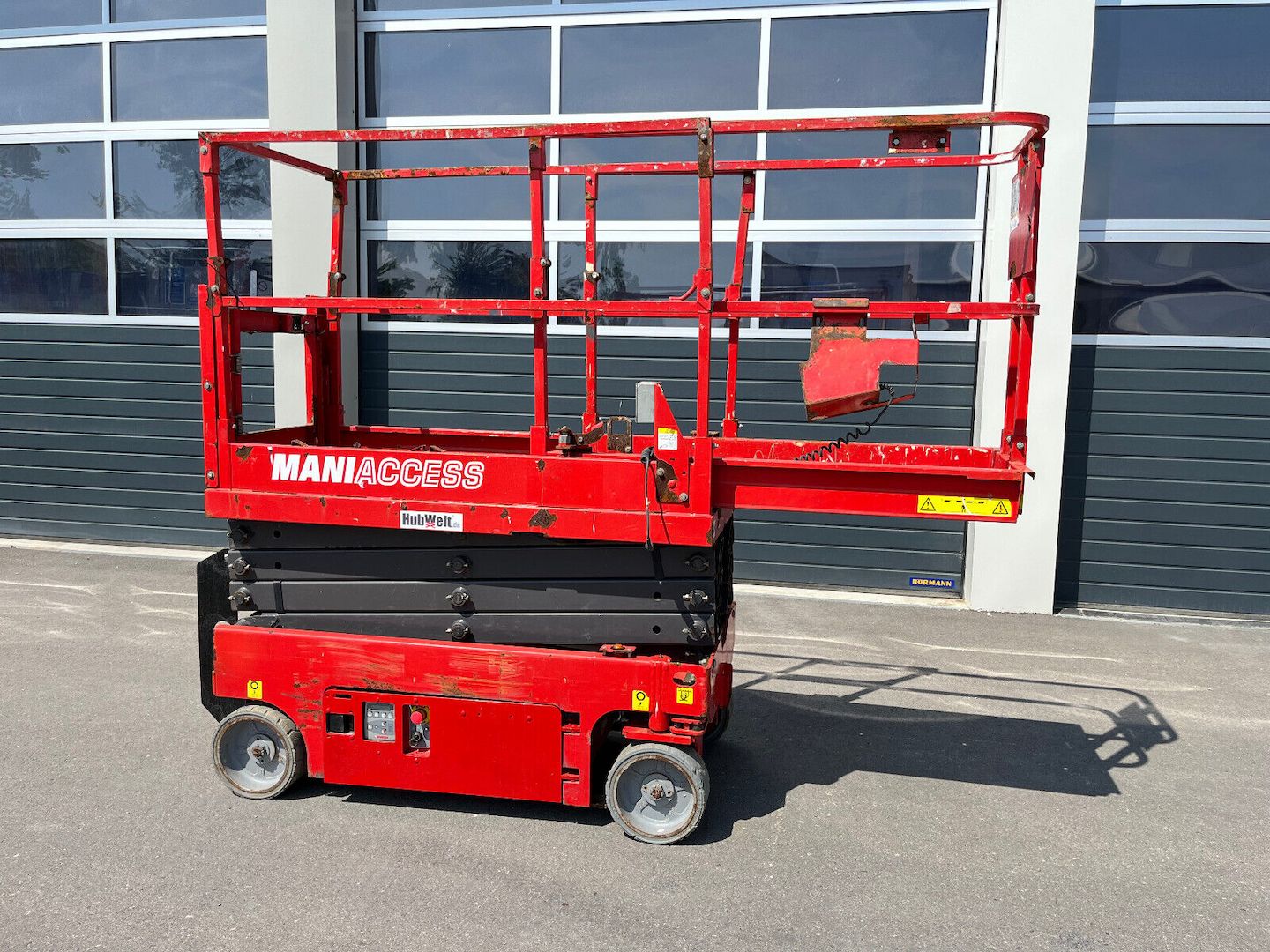 Manitou 7,60m Elektro Scherenarbeitsbühne Arbeitsbühne Steiger Hubarbeitsbühne