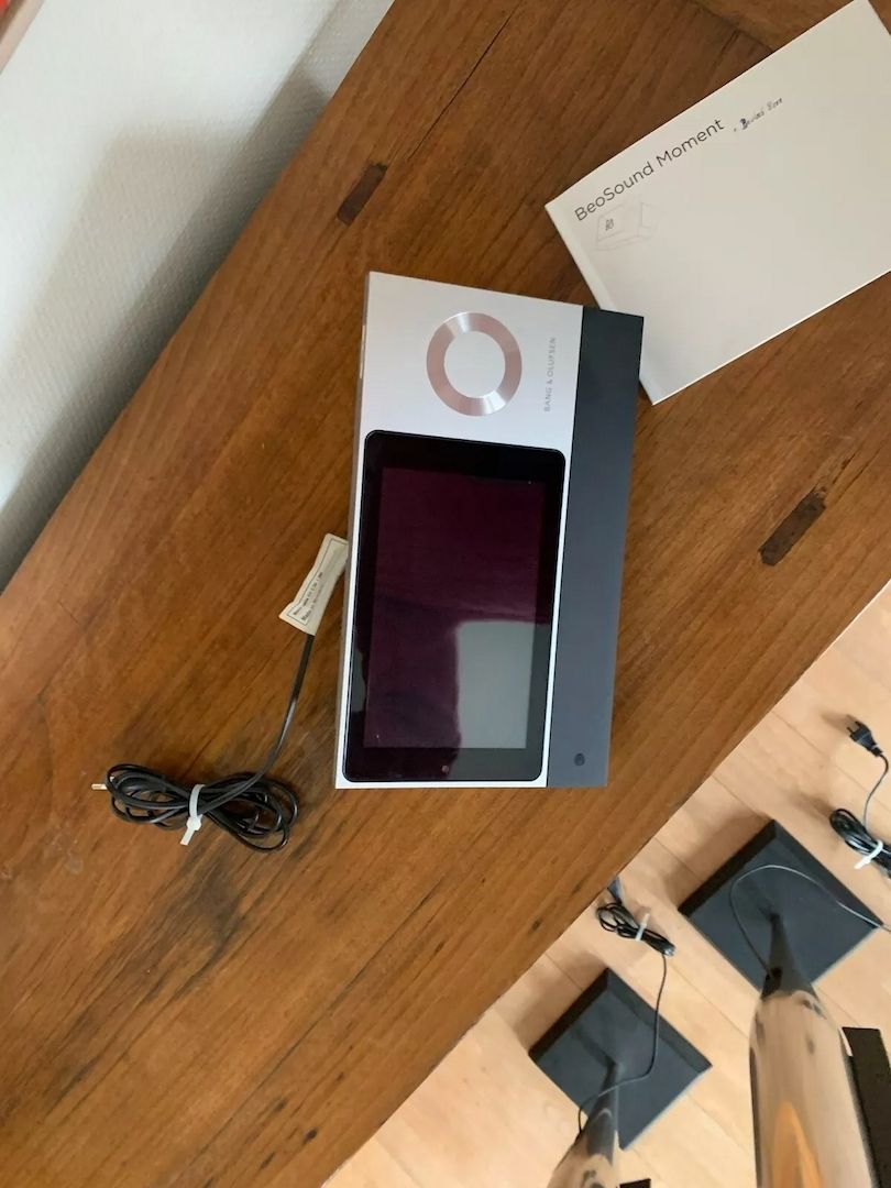 Bang & Olufsen BeoLab 18 + BeoSound Moment  Anlage
