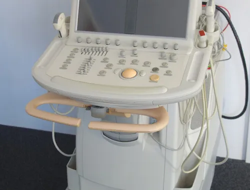 Farbdoppler Philips iE33 Ultraschallgerät mit 3 Sonden und Stiftsonde