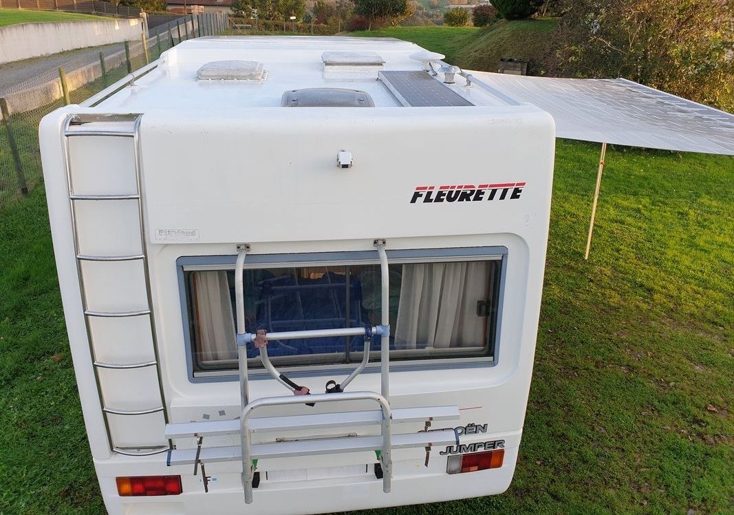 Zu verkaufen: Abenteuertauglicher Campingwagen zu einem unschlagbaren Preis!