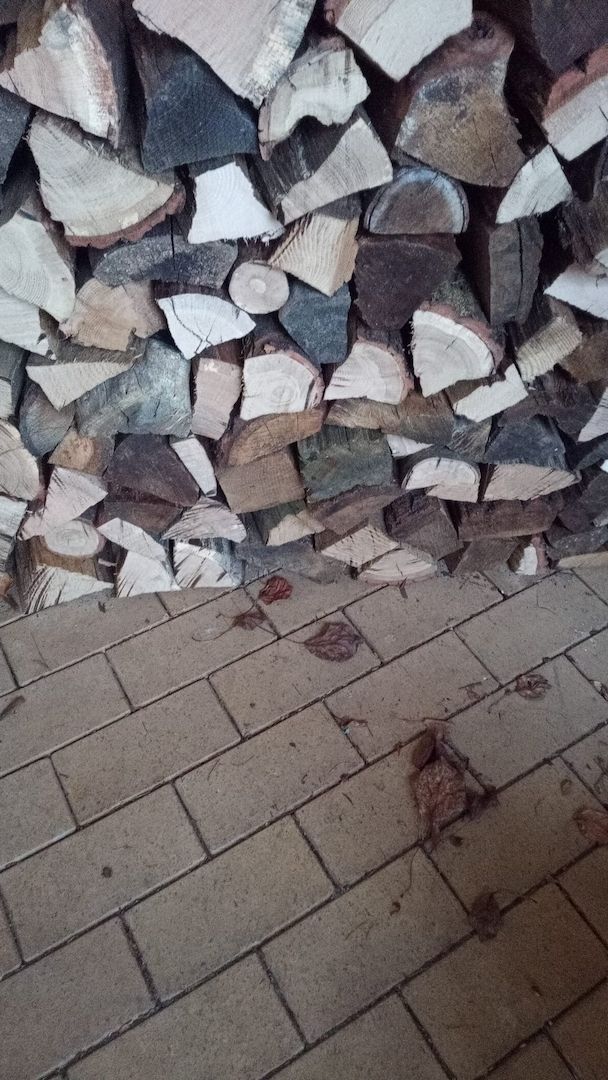 Brennholz Restposten top Qualität zu verkaufen