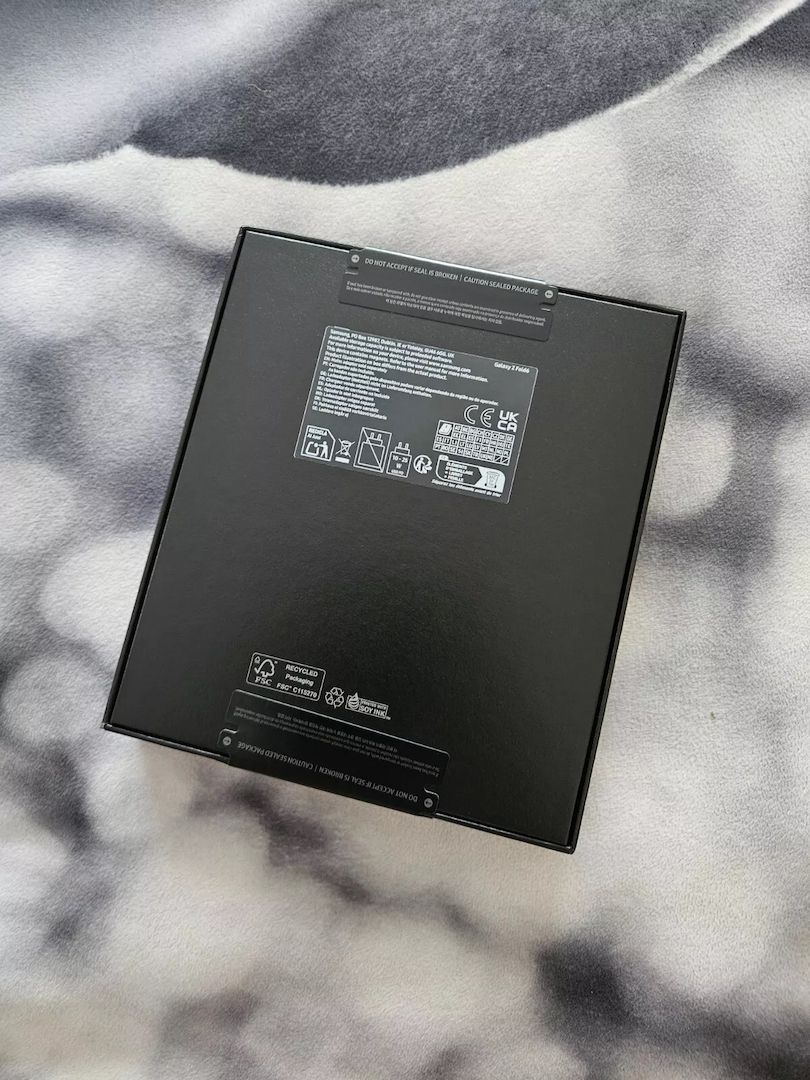 Samsung Galaxy Z Fold6 512 GB silver NEU