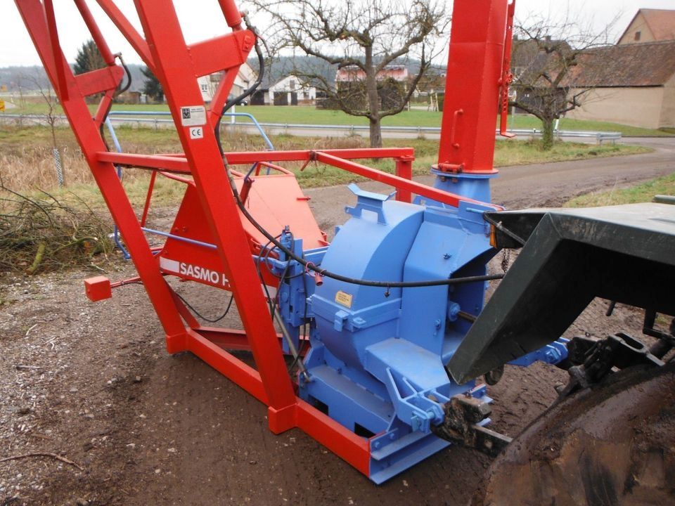 Hackschnitzel Holzhäcksler Sasmo HP21 Schneckenhäcksler Holzvergaser Forst Hack