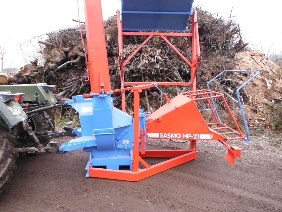 Hackschnitzel Holzhäcksler Sasmo HP21 Schneckenhäcksler Holzvergaser Forst Hack