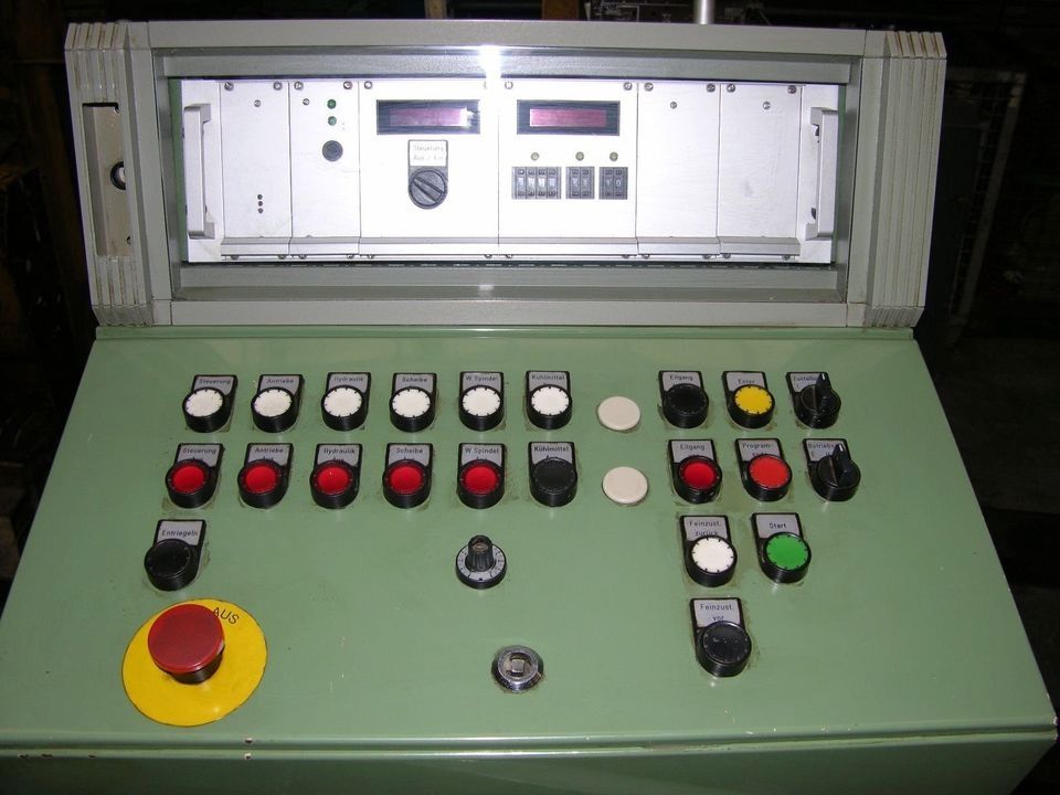 Log- o- matik Rundschleifmaschine NC gesteuert