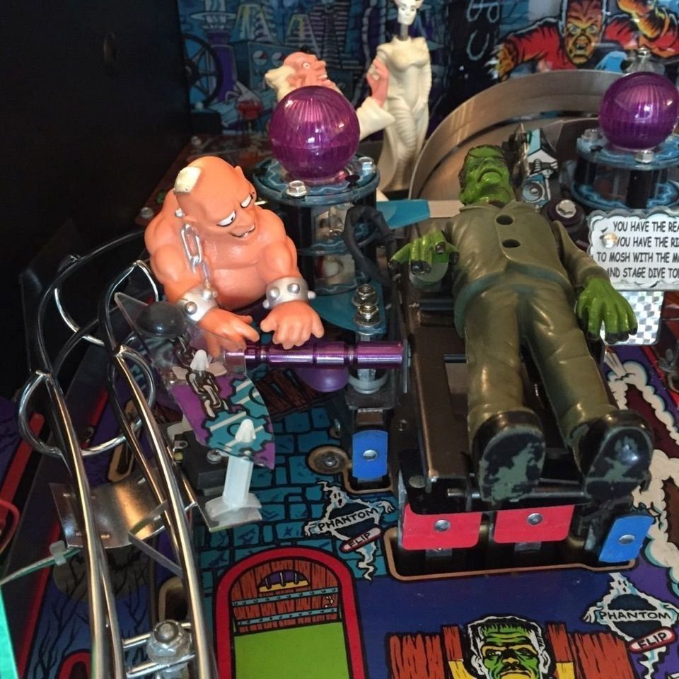 Monster Bash Flipper