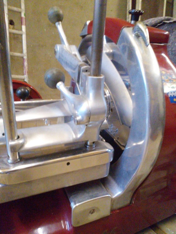 Orginal Berkel E115 auf sockel, Aufschnittmaschine, Schwungradmaschine