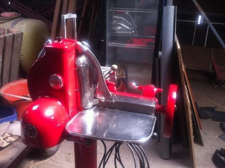 Orginal Berkel E115 auf sockel, Aufschnittmaschine, Schwungradmaschine