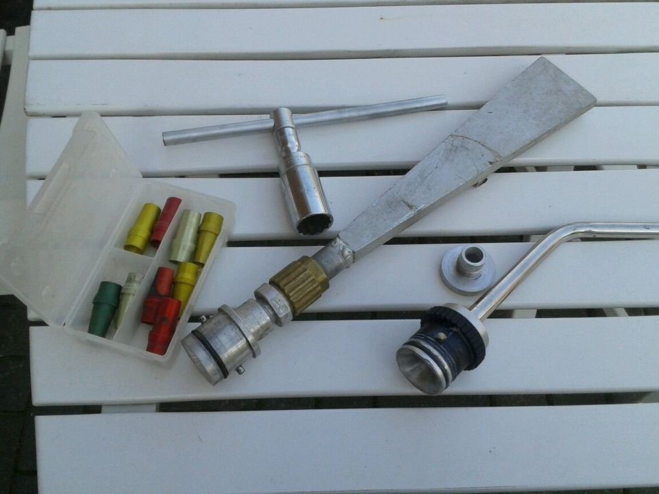 Trockeneisstrahlgerät DIS Mini E-Jet, Zweischlauchsystem mit 67 Betriebsstunden