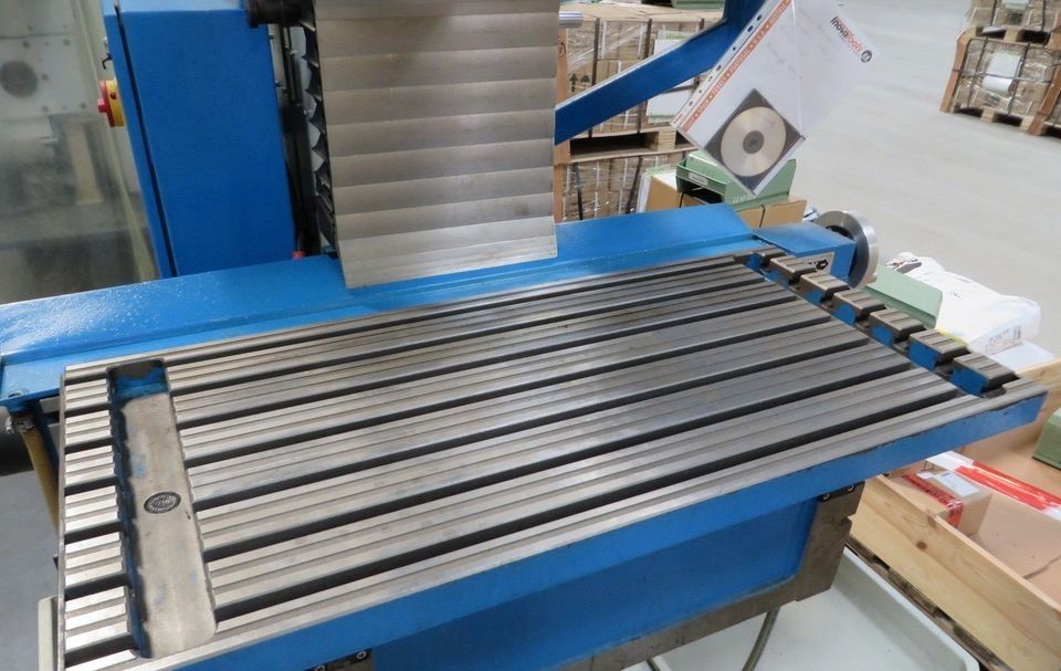 Universalfräsmaschine Oradea UWF 320