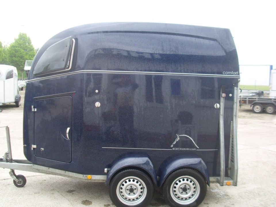 Pferdeanhänger Böckmann Comfort Aluboden Sattelkammer Vollpoly