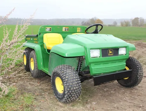 John Deere Gator 6x4 mit Dieselmotor