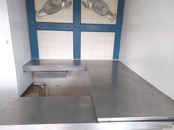 Imbisswagen Tüv NEU Verkaufswagen Verkaufsanhänger Imbissanhänger Imbiss Gastro Anhänger Food Truck