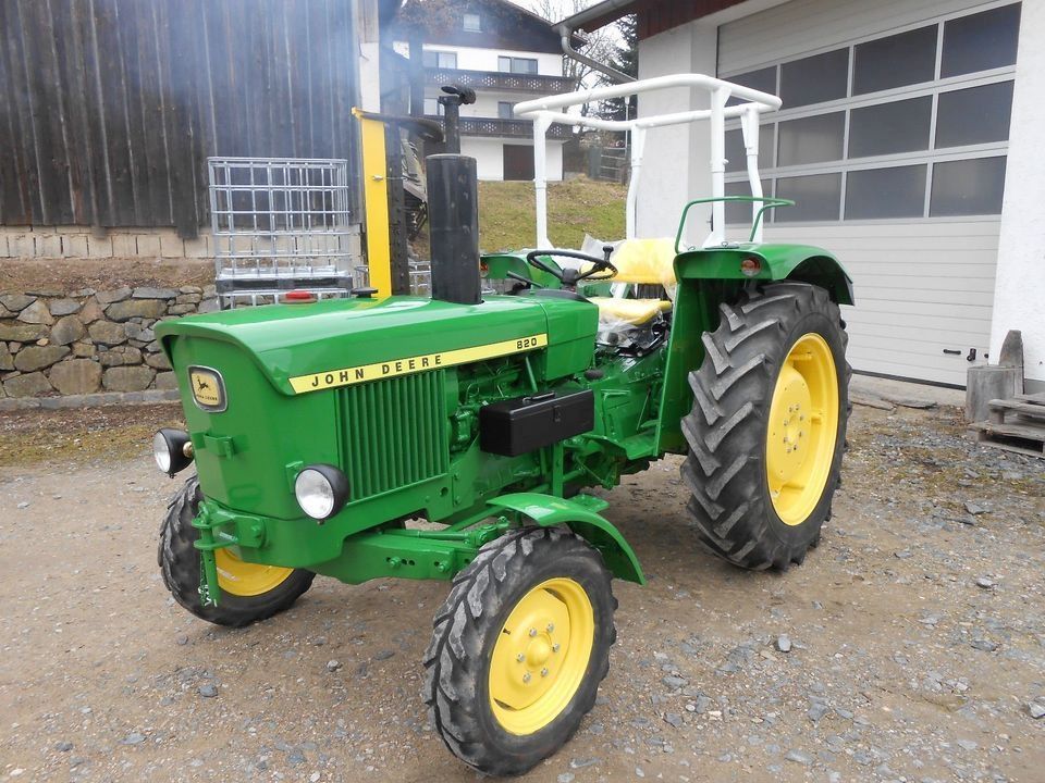 John Deere 820 Traktor Schlepper mit hydr. Mähbalken viele Neuteile TÜV NEU!