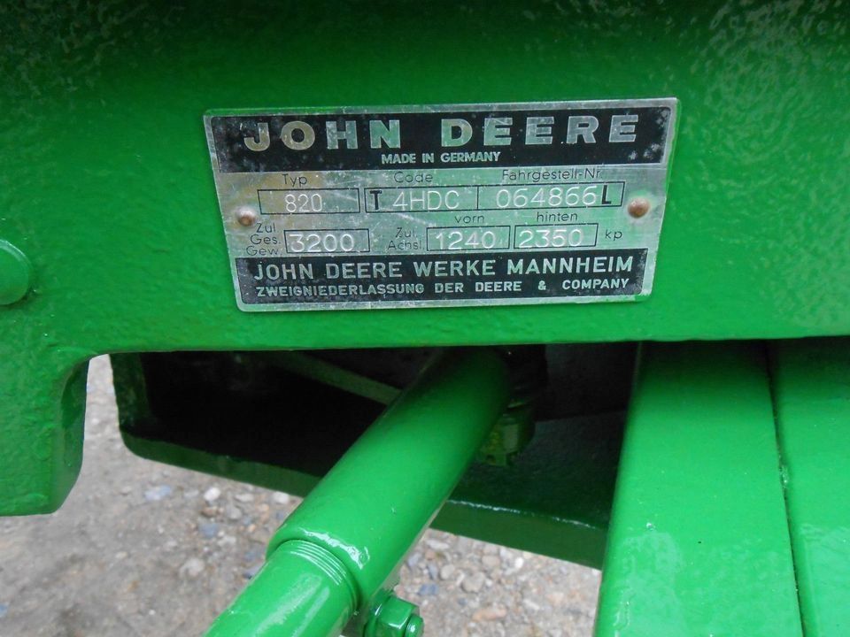 John Deere 820 Traktor Schlepper mit hydr. Mähbalken viele Neuteile TÜV NEU!