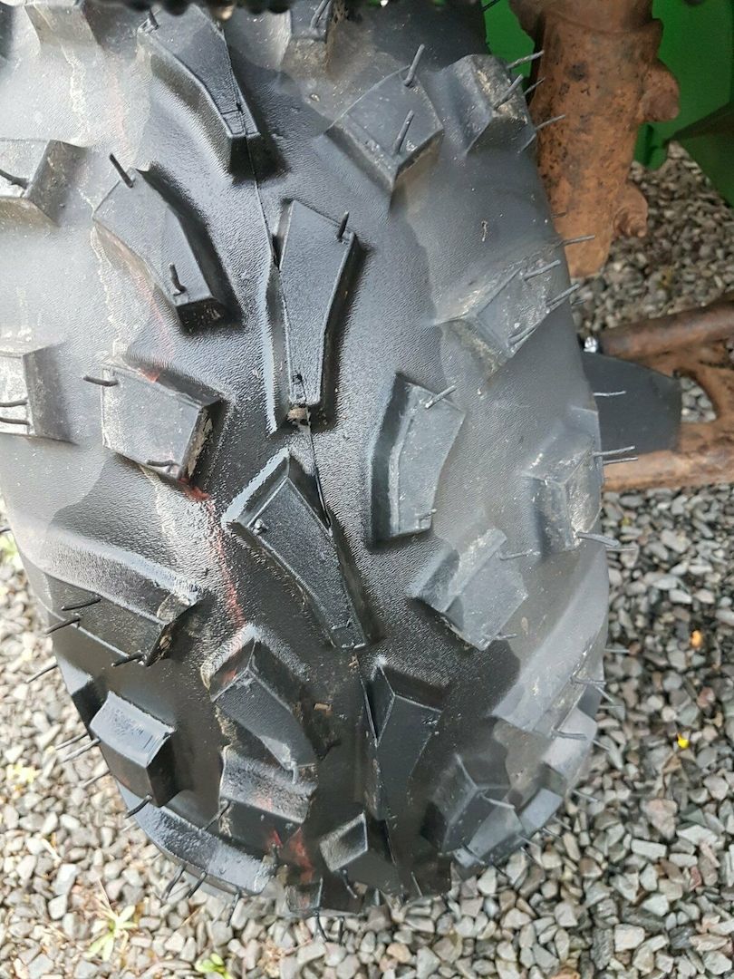 John Deere Gator 4 X 4