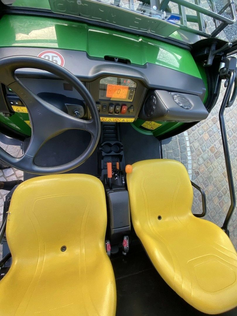 john deere gator xuv 855D