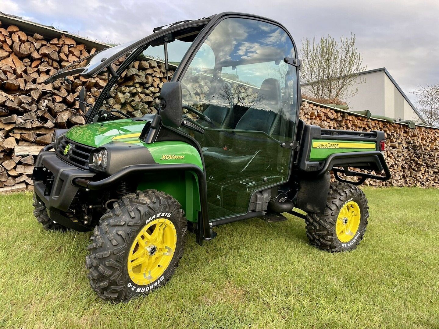 John Deere Gator XUV 855M