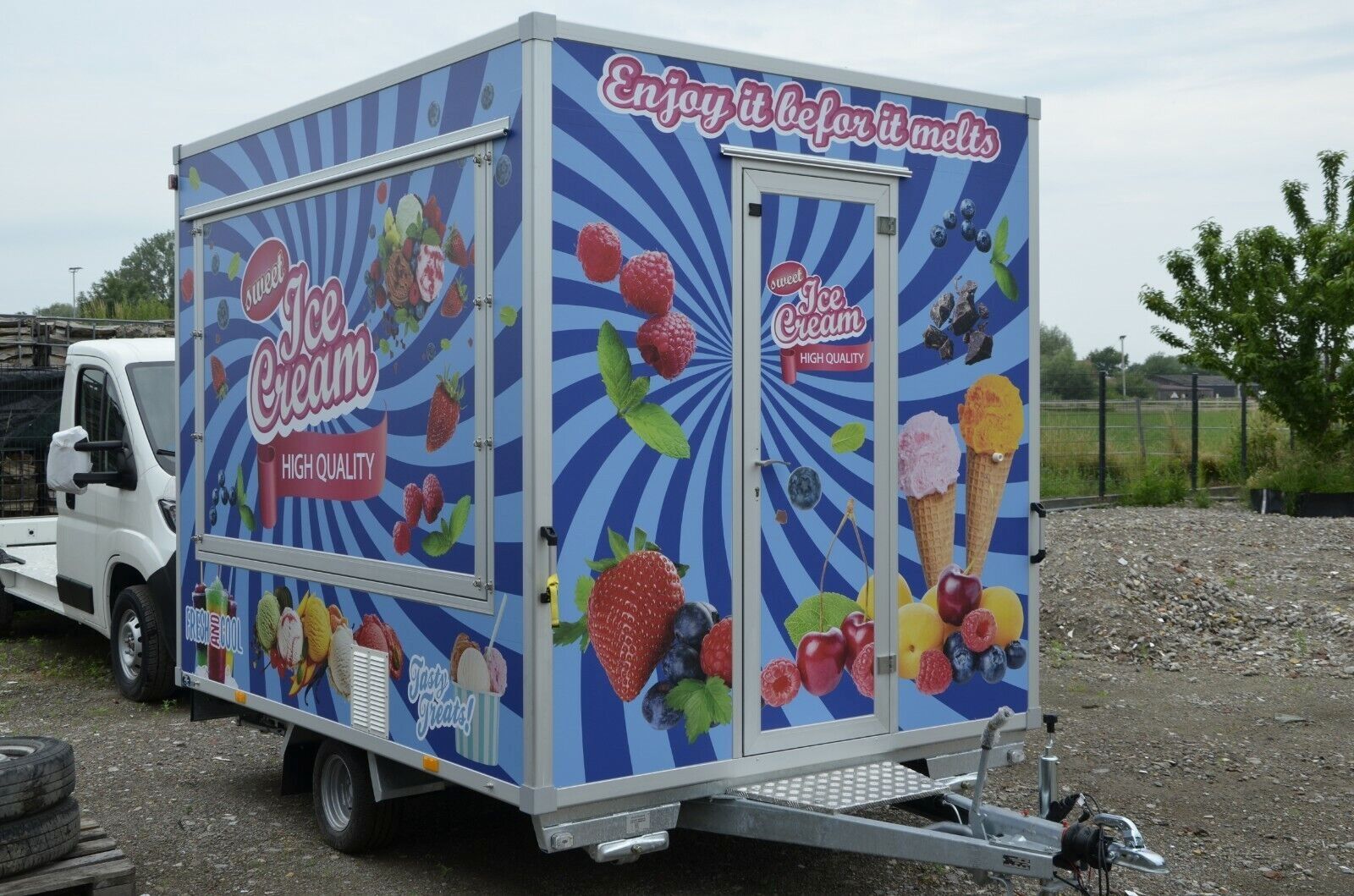 Verkaufswagen Imbisswagen Eiswagen Eisanhänger