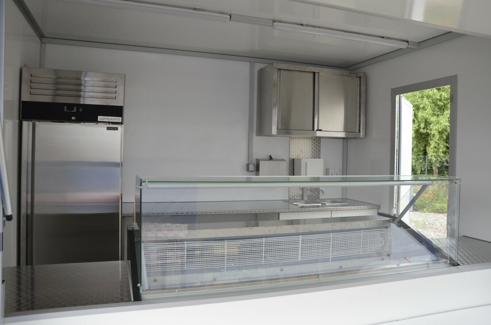 Verkaufswagen Imbisswagen Eiswagen Eisanhänger