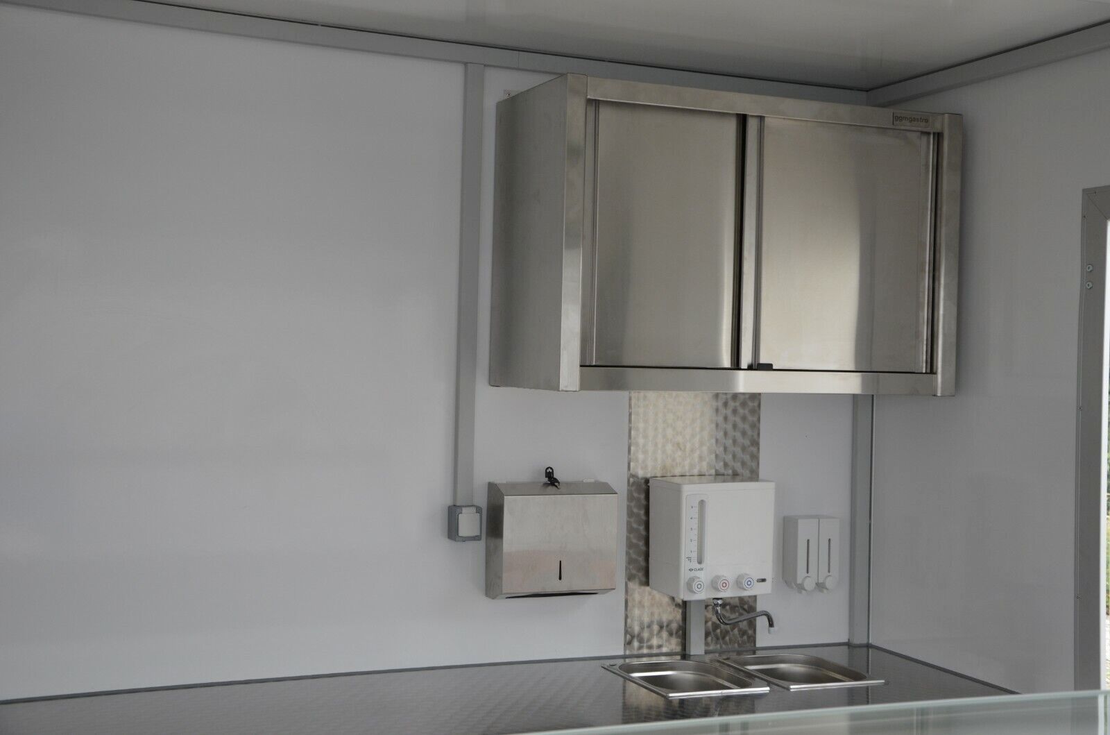 Verkaufswagen Imbisswagen Eiswagen Eisanhänger