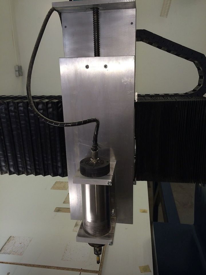 CNC Fräse Fräsmaschine Portalfräse 2500 x 1100 x 200