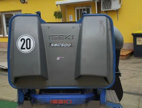 Rasentraktor Aufsitzmäher ISEKI SF 230 II LIFERUNG FREI!