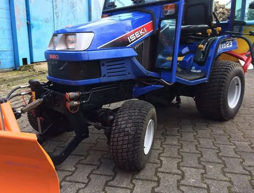 Iseki Kommunaltraktor TXG 23 Winterdienst