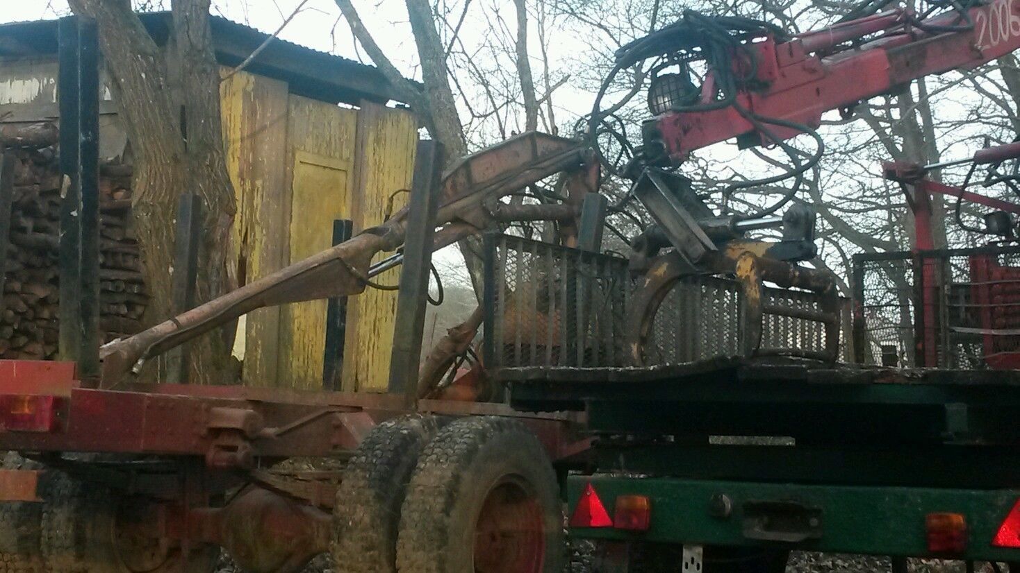 2 Rückewagen mit kran
