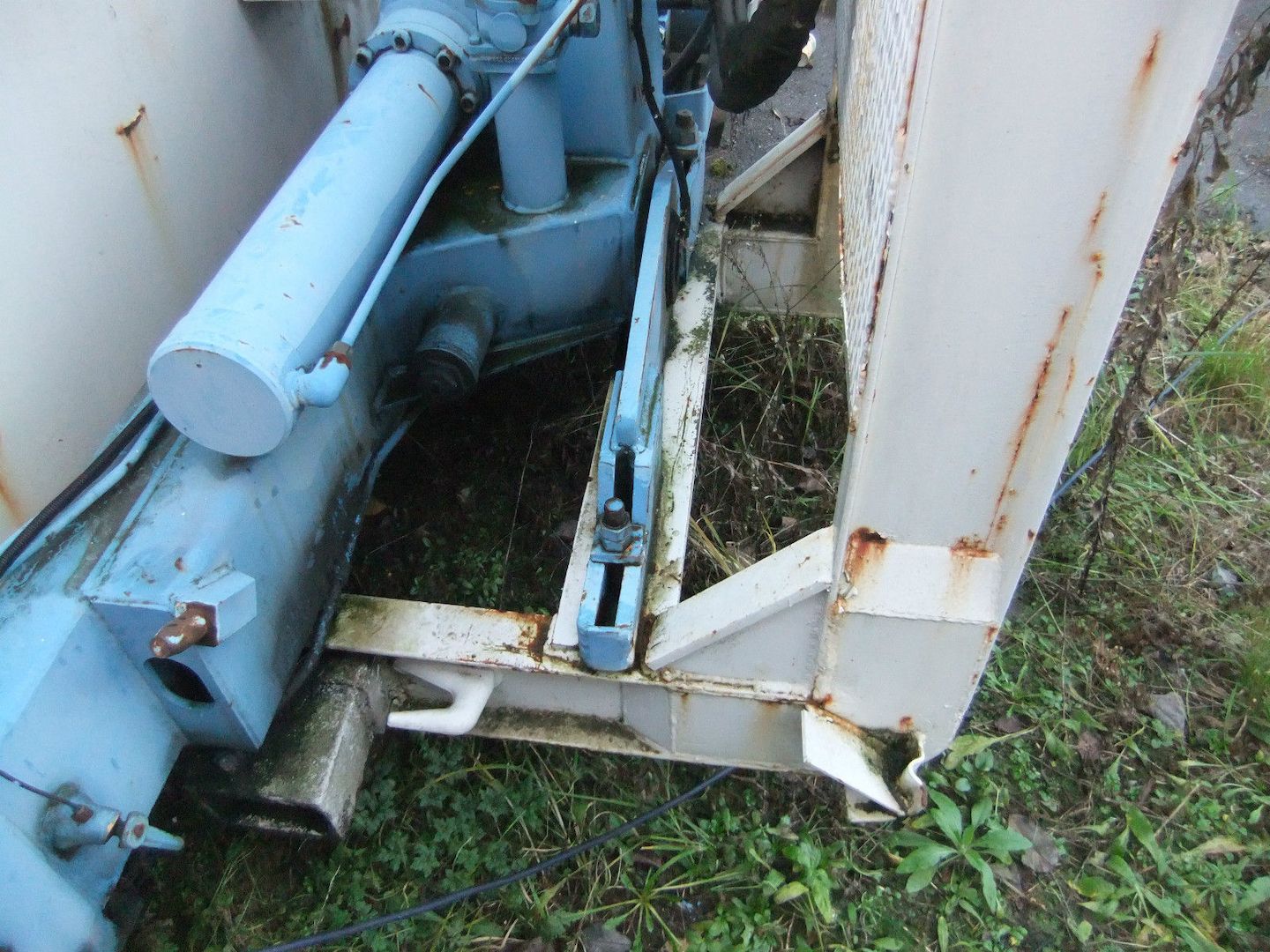 Abrollcontainer Krancontainer Hakenabroller HMF Kran