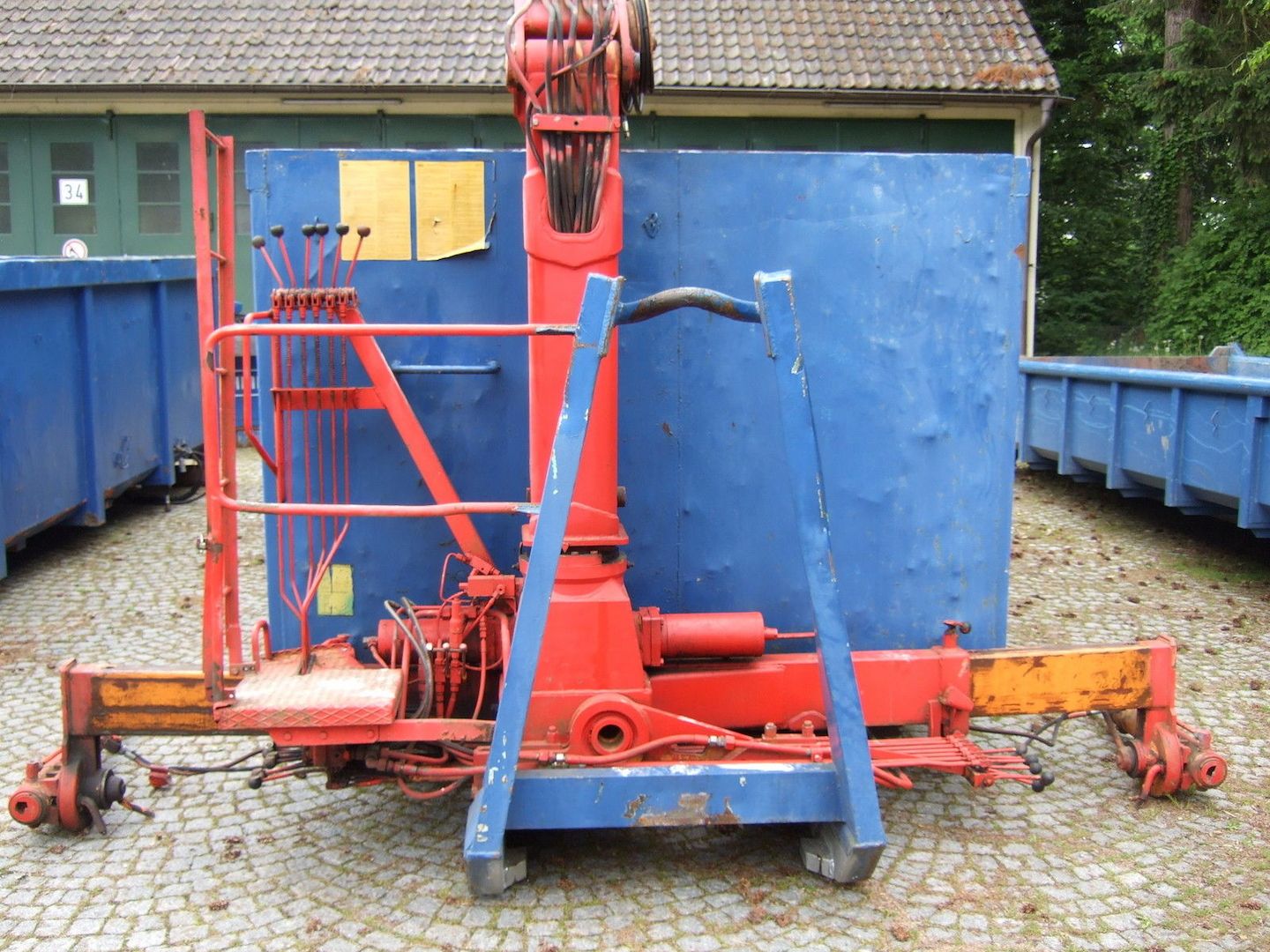 Abrollcontainer mit Meiler Kran Reichweite ca 8 m, funktionsfähig 23 m³ Muld