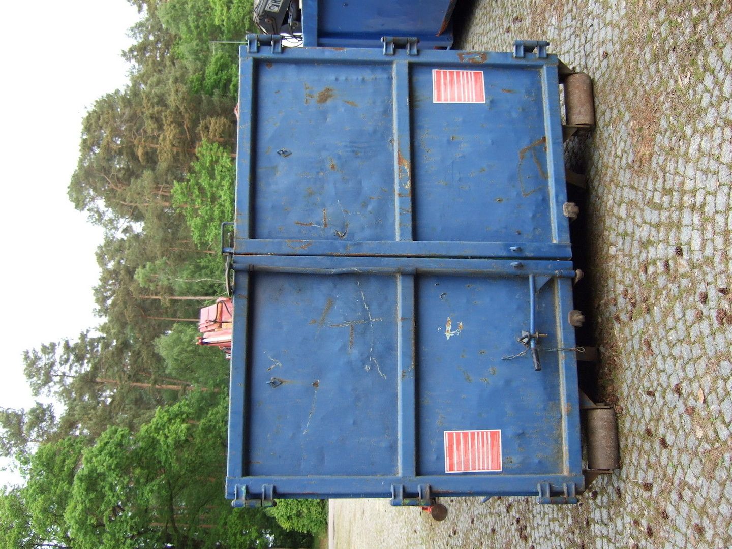 Abrollcontainer mit Meiler Kran Reichweite ca 8 m, funktionsfähig 23 m³ Muld