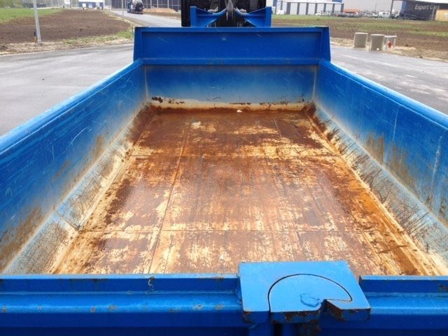 Abrollcontainer mit Türen & Pendelklappe