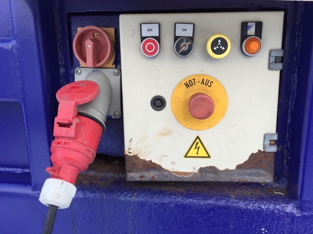 Abrollcontainer Müllpresse