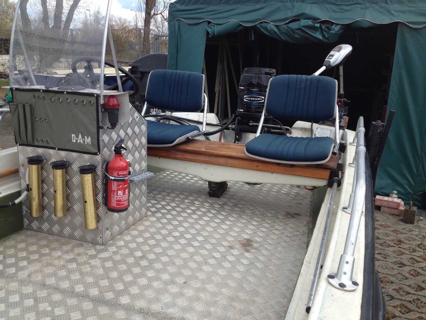 Angelboot Dory 13 mit Mercury 50 PS + E-Motor + Trailer Wallerboot Motorboot